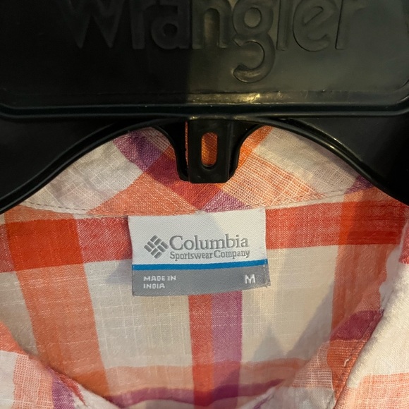 Columbia Women’s Camp Henry Long Sleeve Shirt - Picture 3 of 7